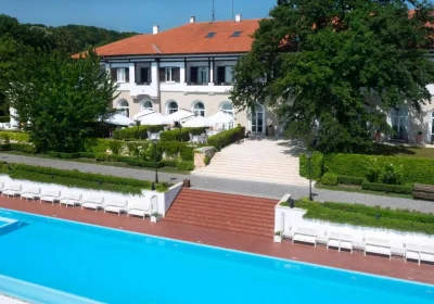 Oasis Boutique Hotel